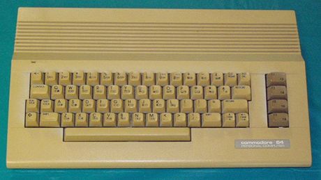Asus se snaí vzkísit zlaté asy Commodore 64, ZX Spectrum i Atari