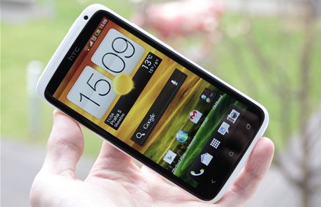 HTC One X