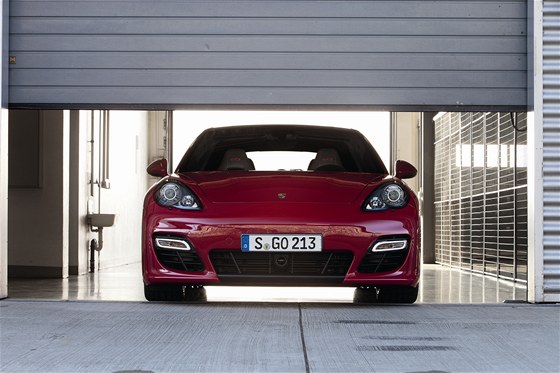 Porsche Panamera GTS