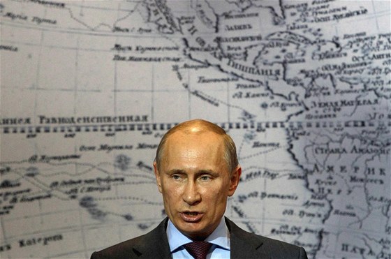 Putin poukázal na Romneyho názory ped novinái v Soi. Ilustraní snímek.