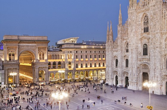 Piazza Duomo je v Milán nejvyhledávanjím místem.