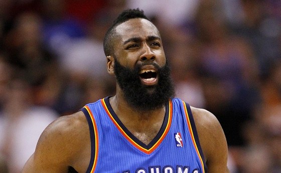 James Harden z Oklahoma City Thunder nastílel proti Phoenixu Suns ivotních 40