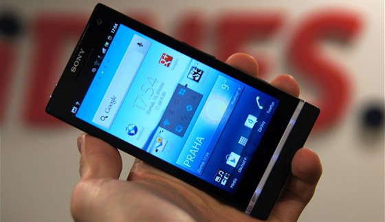 Sony Xperia S