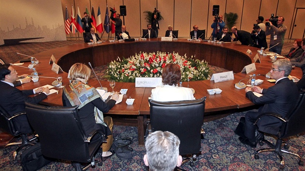 Jednání o jaderném potenciálu Íránu, Istanbul 14. dubna 2012