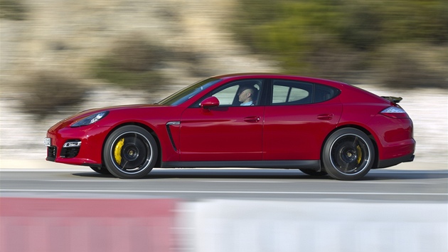 Porsche Panamera GTS