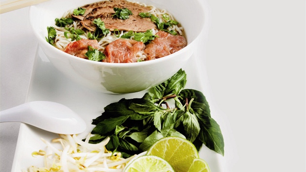Pho bo: hovězí pho Pho bo: hovězí pho