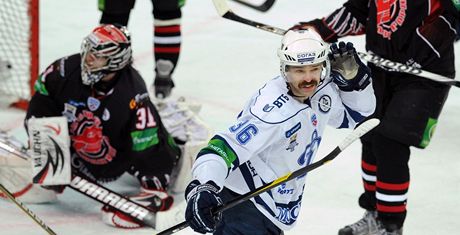 V novém praském týmu KHL se pedstaví mimo jiné také eský útoník Jakub Klepi.