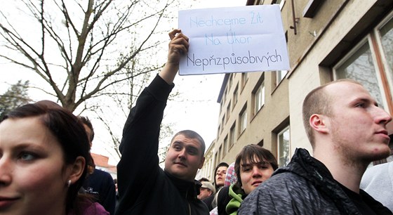 Zpráva Social Watch zmiuje i loské demonstrace v Beclavi.