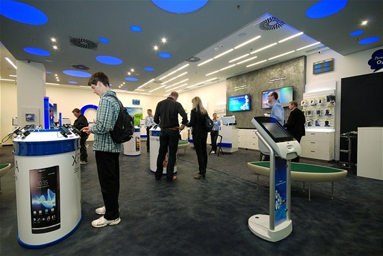 prodejna O2 Experience Centre v Centru Chodov