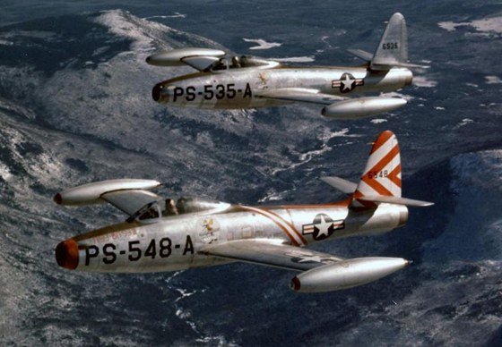 Stíhaka F-84 Thunderjet