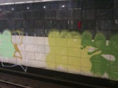 Graffiti ve stanici metra C Muzeum.