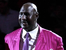 TO SE NEOMRZÍ. Tak jet jednou bývalý basketbalista Darryl Dawkins a jeho