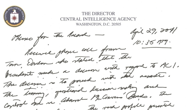 Dokument, kterým éf CIA Leon Panetta dal zelenou k likvidaci Usámy bin Ládina.