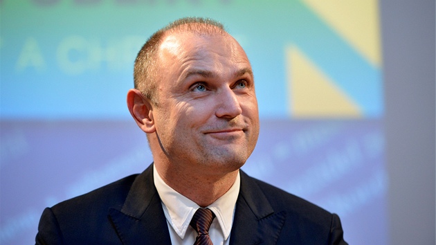 Ivan Langer představil v CEVRO Institutu knihu Reforma policie České republiky. Ivan Langer představil v CEVRO Institutu knihu Reforma policie České republiky.