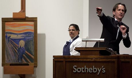 Licitátor roubuje cenu Munchova obrazu Kik stále vý. Nakonec se prodal v...
