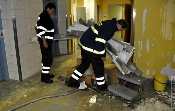 Havárie potrubí na kardiologické klinice olomoucké fakultní nemocnice.