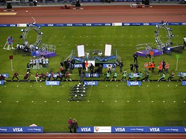 OTEVENÍ. Na slavnostním otevení olympijského stadionu v Londýn se...