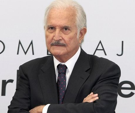 Mexický spisovatel Carlos Fuentes na snímku z listopadu 2008
