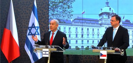 Petr Neas a Benjamin Netanjahu na tiskovce v rámci izraelské návtvy v Praze
