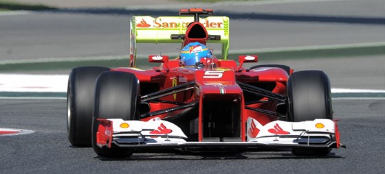 Fernando Alonso v tréninku na Velkou cenu panlska.