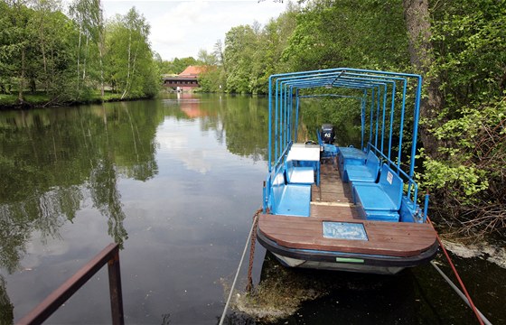 Lo jménem Skalka sveze v sobotu první cestující po Ohi okolím Chebu. (10. 5.