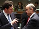Britsk ministr financ George Osborne (vlevo) pi rozhovoru se panlskm