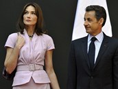 Nicolas Sarkozy a jeho manelka Carla v Mexiku (9. bezna 2009)