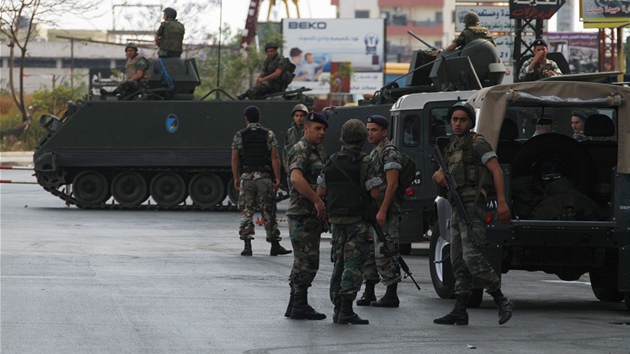 Nboensk nepokoje v libanonskm mst Trblus (14. kvtna 2012)