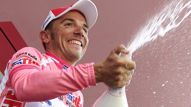 V POHOD SE UDREL. panlský cyklista Joaquim Rodriguez po 11. etap Gira