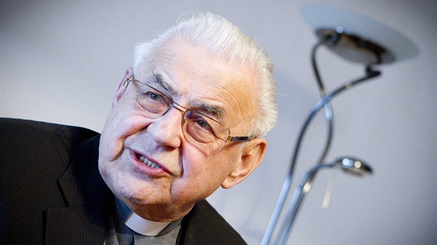 Kardinál Miloslav Vlk při rozhovoru pro iDNES.cz Kardinál Miloslav Vlk při rozhovoru pro iDNES.cz