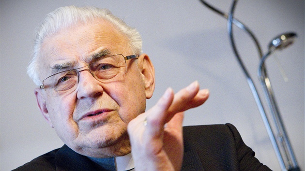 Kardinál Miloslav Vlk při rozhovoru pro iDNES.cz Kardinál Miloslav Vlk při rozhovoru pro iDNES.cz
