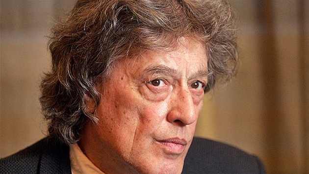 Tom Stoppard ped premirou hry Rock'n'roll v Nrodnm divadle  Praha (22. nora 2007)