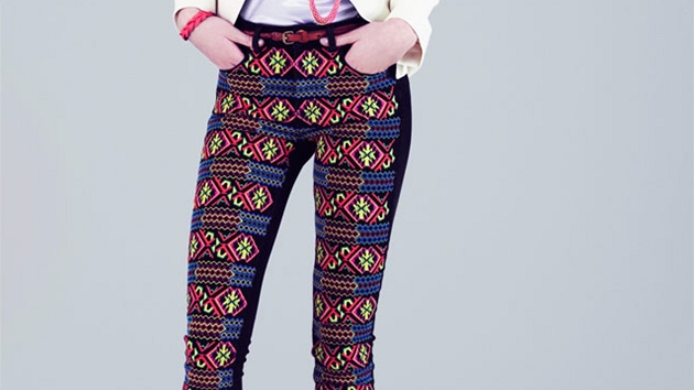 zk kalhoty s tribal vzorem, Topshop, cena K 1330,-