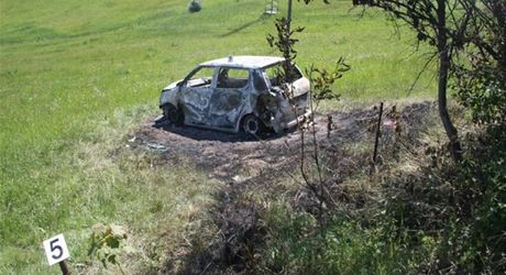 Ohoelou fabii na louce v imonovicích nahlásil policii náhodný svdek.