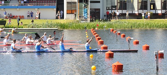 RADOST V CÍLI. etí kajakái Daniel Havel, Luká Trefil, Josef Dostál a Jan