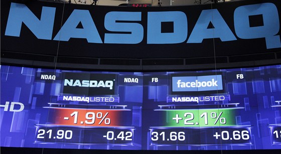 Americká burza Nasdaq bude muset za neastné uvedení akcií Facebooku platit.