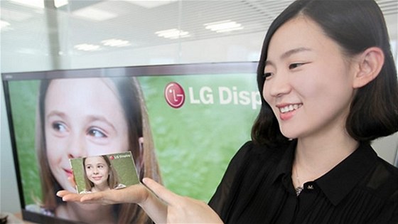 LG má první ptipalcový displej s Full HD rozliením.