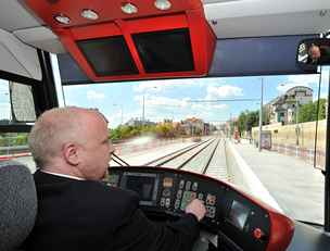 idi tramvaje Stanislav Rücker po nov oteveném úseku absolvoval zkuební