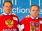 Milan Nový (vpravo) vstoupil do Sín slávy IIHF, mezi novými leny byl i bývalý
