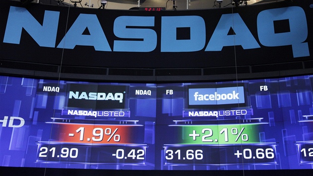Americká burza Nasdaq bude muset za nešťastné uvedení akcií Facebooku platit. Americká burza Nasdaq bude muset za nešťastné uvedení akcií Facebooku platit.