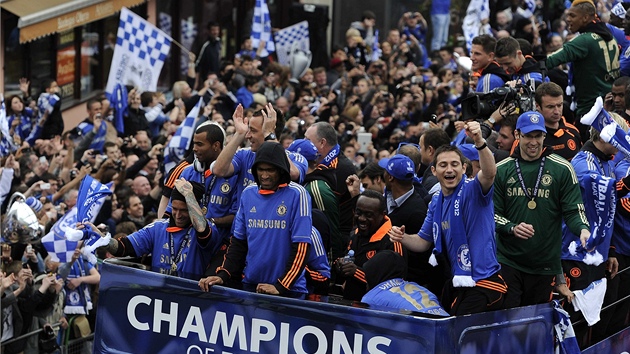 EVROPTÍ AMPIONI. Fotbalisté Chelsea vyhráli Ligu mistr.