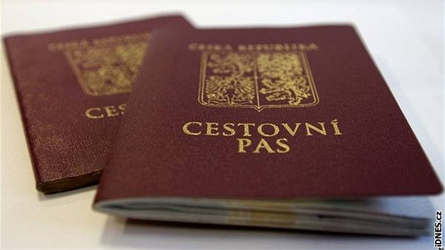 Cestovní pas eské republiky s biometrickými údaji vydaný v roce 2007