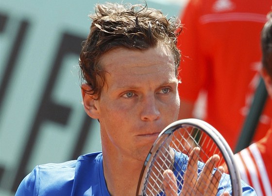 BRAVO! eský tenista Tomá Berdych pohodln postoupil do tetího kola Roland