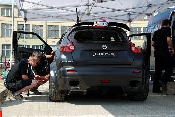 Nissan Juke-R v Praze