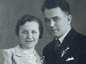 Svatba Emilie Bulov a Josefa Veverky byla v roce 1937.