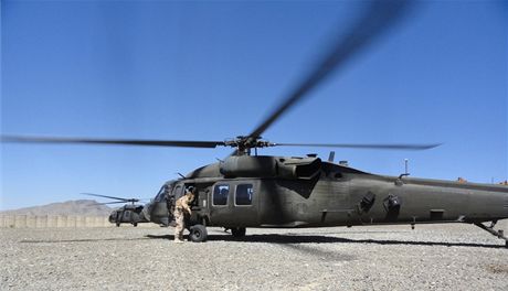 Sikorsky UH-60 Black Hawk (28. kvtna 2012)