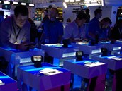 E3 2012 - Část stánku firmy Sony, vyhrazená hrám pro PS Vita. E3 2012 - Část stánku firmy Sony, vyhrazená hrám pro PS Vita.