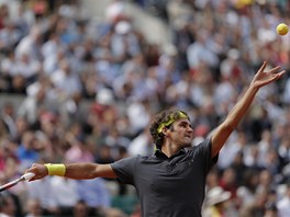 MISTROVA PPRAVA. Roger Federer pi podn ve tvrtfinle Roland Garros proti