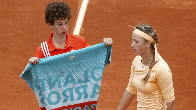 NEJDE TO. Bloruska Viktoria Azarenkov podlehla Dominice Cibulkov ze Slovenska ve dvou setech.
