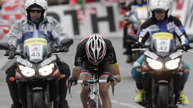 DRUH. Lucembursk cyklista Franck Schleck pijd do cle druh etapy Kolem vcarska na druhm mst.